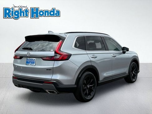 Used 2025 Honda CR-V Sport image 8