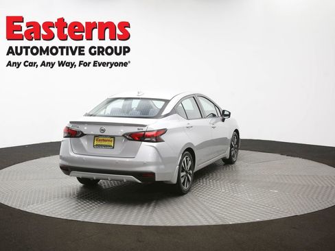 Used 2020 Nissan Versa SR w/ Convenience Package image 38