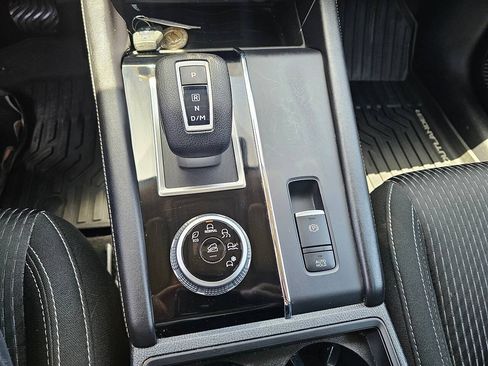 Used 2022 Mitsubishi Outlander ES FWD image 14