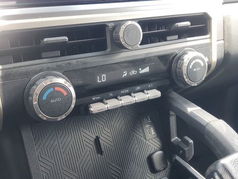 Certified 2024 Toyota Tacoma TRD Sport RWD image 27