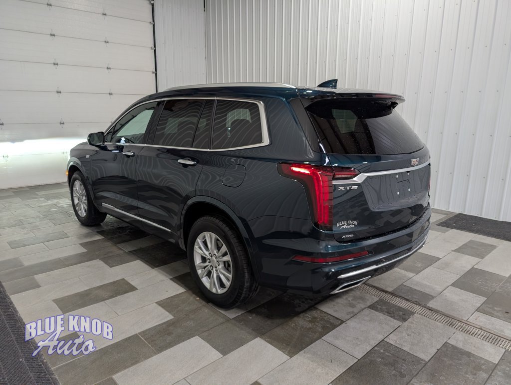 Used 2024 Cadillac XT6 Luxury w/ LPO, Floor Liner Package AWD/4WD image 2