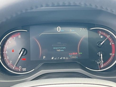 Used 2023 Toyota RAV4 XLE Premium image 15