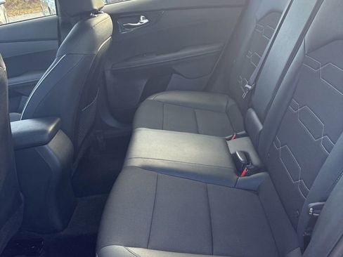 Used 2024 Kia Forte GT-Line image 27