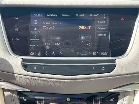 Certified 2025 Cadillac XT5 Premium Luxury w/ Technology Package FWD image 29