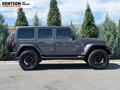 Used 2026 Jeep Wrangler Unlimited Sahara AWD/4WD image 10