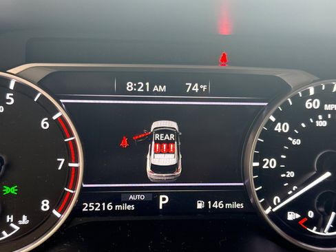 Used 2023 Nissan Rogue S AWD/4WD image 13