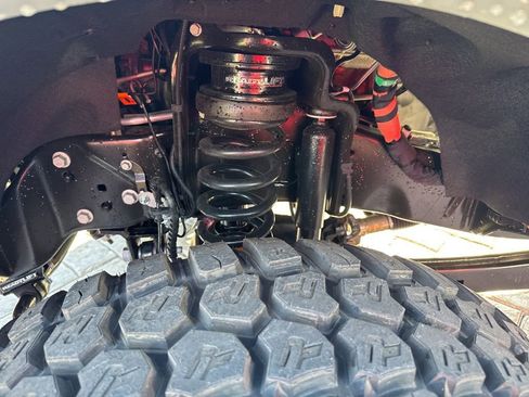 Used 2026 Ford F450 Lariat w/ FX4 Off-Road Package image 4