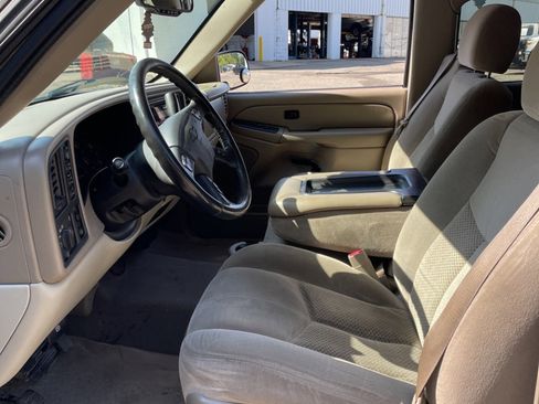 Used 2006 Chevrolet Avalanche LS image 11