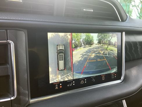 Used 2023 GMC Yukon Denali w/ Denali Reserve Package AWD/4WD image 14