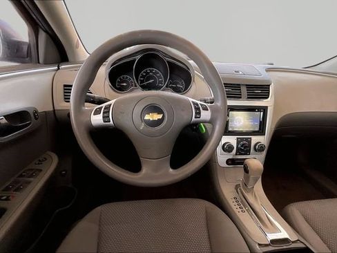 Used 2011 Chevrolet Malibu LS FWD image 8