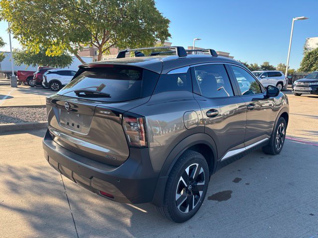 Used 2026 Nissan Kicks SV w/ SV Premium Package AWD/4WD image 5