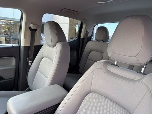 Used 2018 GMC Canyon 2WD Crew Cab w/ Convenience Package image 10