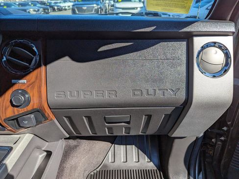 Used 2015 Ford F350 Lariat w/ Lariat Ultimate Package image 32