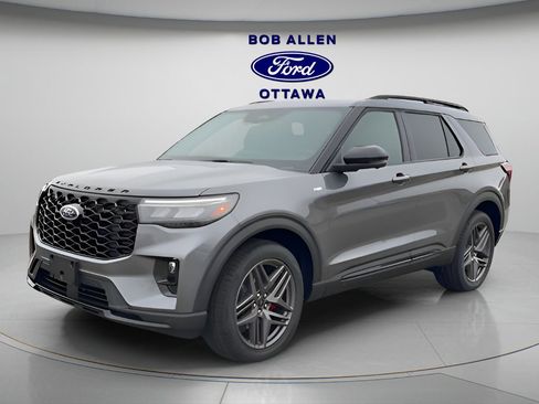 New 2026 Ford Explorer ST-Line w/ ST-Line Street Pack AWD/4WD image 2