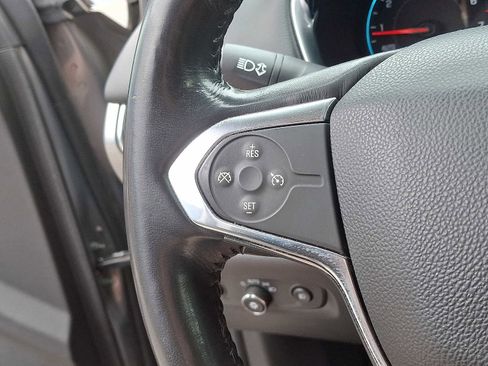 Used 2018 Chevrolet Traverse LT image 21