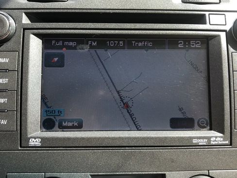 Used 2011 Cadillac DTS Platinum image 33