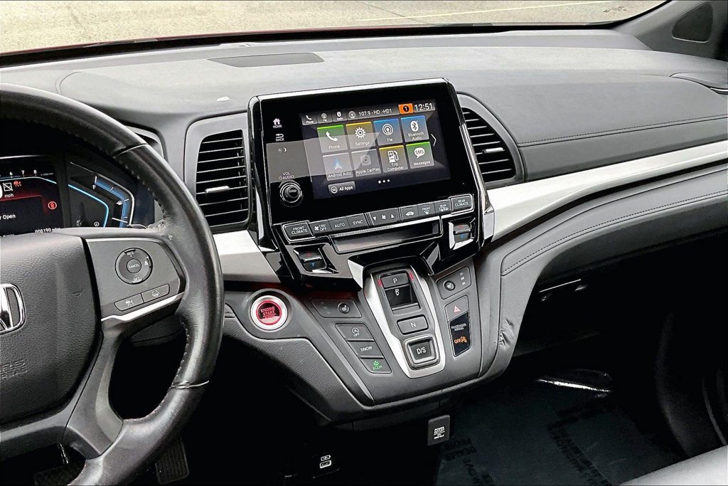 Used 2024 Honda Odyssey Sport image 6