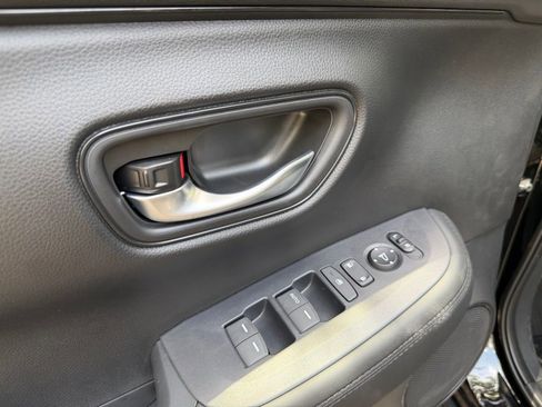 New 2026 Honda HR-V LX image 12