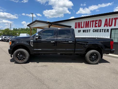 Used 2019 Ford F250 Platinum w/ Platinum Ultimate Package AWD/4WD image 12