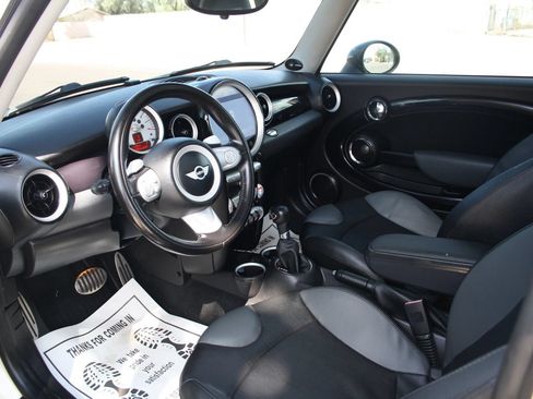 Used 2010 MINI Cooper S FWD image 8