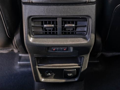 Used 2023 Ford Edge Titanium w/ Equipment Group 301A image 17