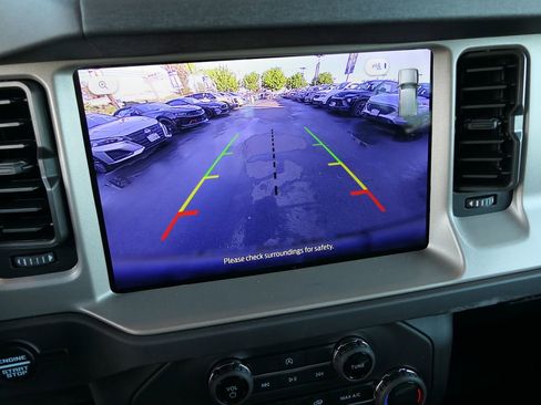 Used 2025 Ford Bronco Outer Banks image 22