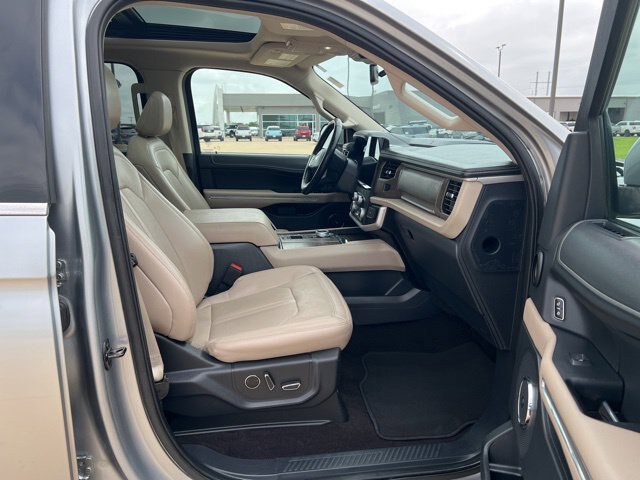 Certified 2023 Ford Expedition Max Limited RWD image 26