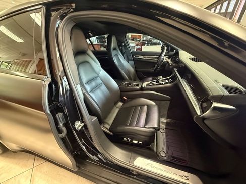 Used 2017 Porsche Panamera 4S AWD/4WD image 11