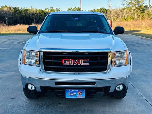 Used 2011 GMC Sierra 1500 SLE w/ Power Tech Package image 3
