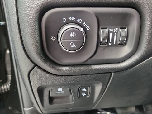 New 2026 RAM 1500 Big Horn AWD/4WD image 11