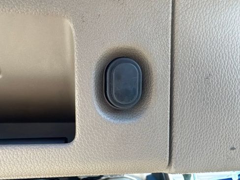 Used 2017 Chevrolet Tahoe LT RWD image 18