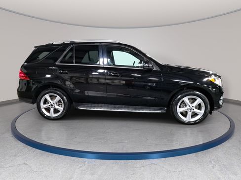 Used 2018 Mercedes-Benz GLE 350 image 4