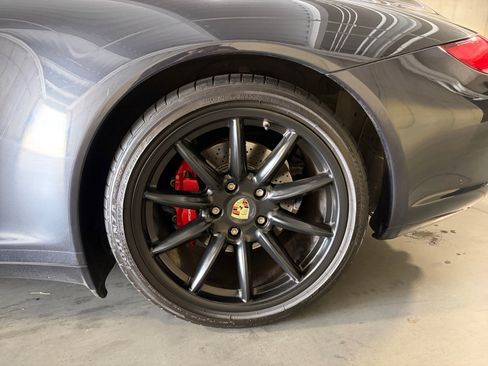 Used 2011 Porsche 911 Carrera 4S AWD/4WD image 20