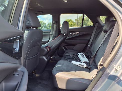 Used 2024 Chevrolet Blazer EV RS AWD/4WD image 25
