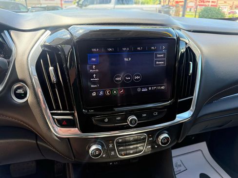Used 2020 Chevrolet Traverse LT w/ LT Premium Package AWD/4WD image 26