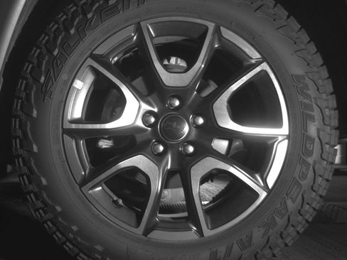 Used 2025 Jeep Compass Trailhawk AWD/4WD image 14