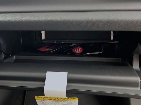 New 2025 Toyota Crown Signia image 32