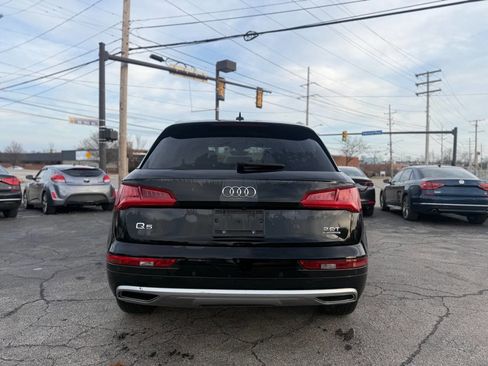 Used 2018 Audi Q5 2.0T Premium Plus w/ Premium Plus Package image 4
