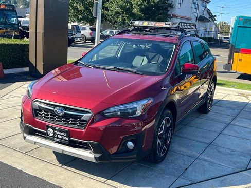 Used 2019 Subaru Crosstrek 2.0i Limited w/ Moonroof Package w/Navigation AWD/4WD image 3