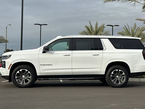 New 2026 Chevrolet Suburban LT w/ LPO, Dark Essentials Package image 7