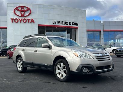 Used 2014 Subaru Outback 2.5i Premium w/ Moonroof Package