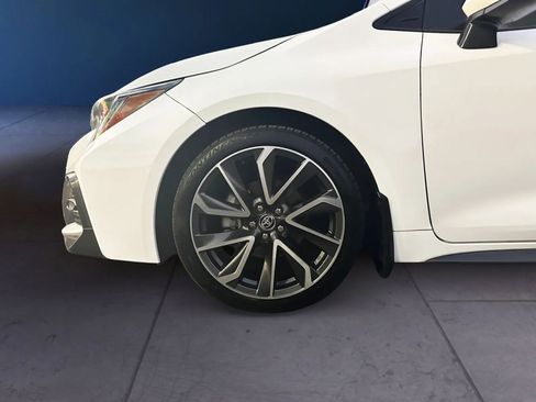 Used 2020 Toyota Corolla SE image 9