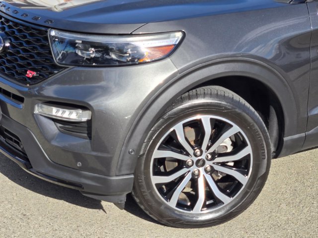 Used 2020 Ford Explorer ST w/ Premium Technology Package AWD/4WD image 9