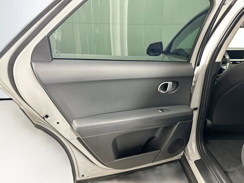 Used 2024 Hyundai Ioniq 5 SE RWD image 26