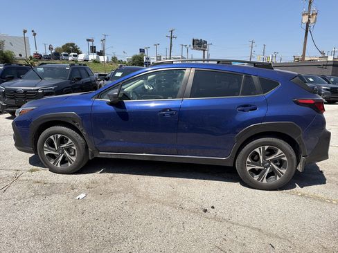 Used 2024 Subaru Crosstrek 2.0i Premium AWD/4WD image 6