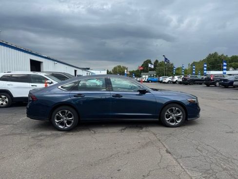 Used 2024 Honda Accord EX image 1