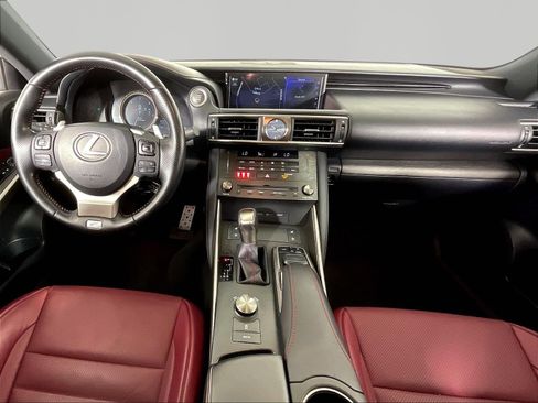 Used 2019 Lexus IS 300 F Sport w/ F Sport Package AWD/4WD image 7