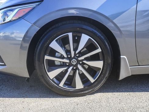 Used 2022 Nissan Sentra SV w/ SV Premium Package FWD image 10