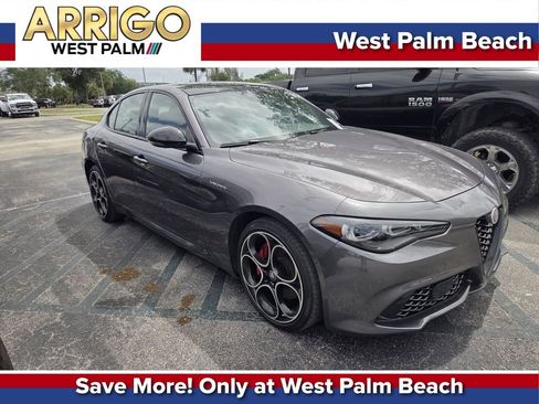 Used 2024 Alfa Romeo Giulia Veloce image 1
