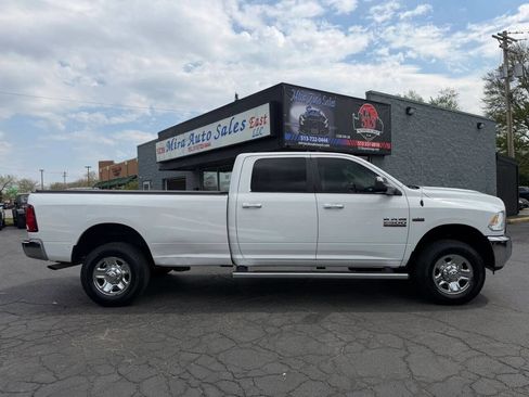 Used 2017 RAM 2500 SLT w/ Protection Group image 9